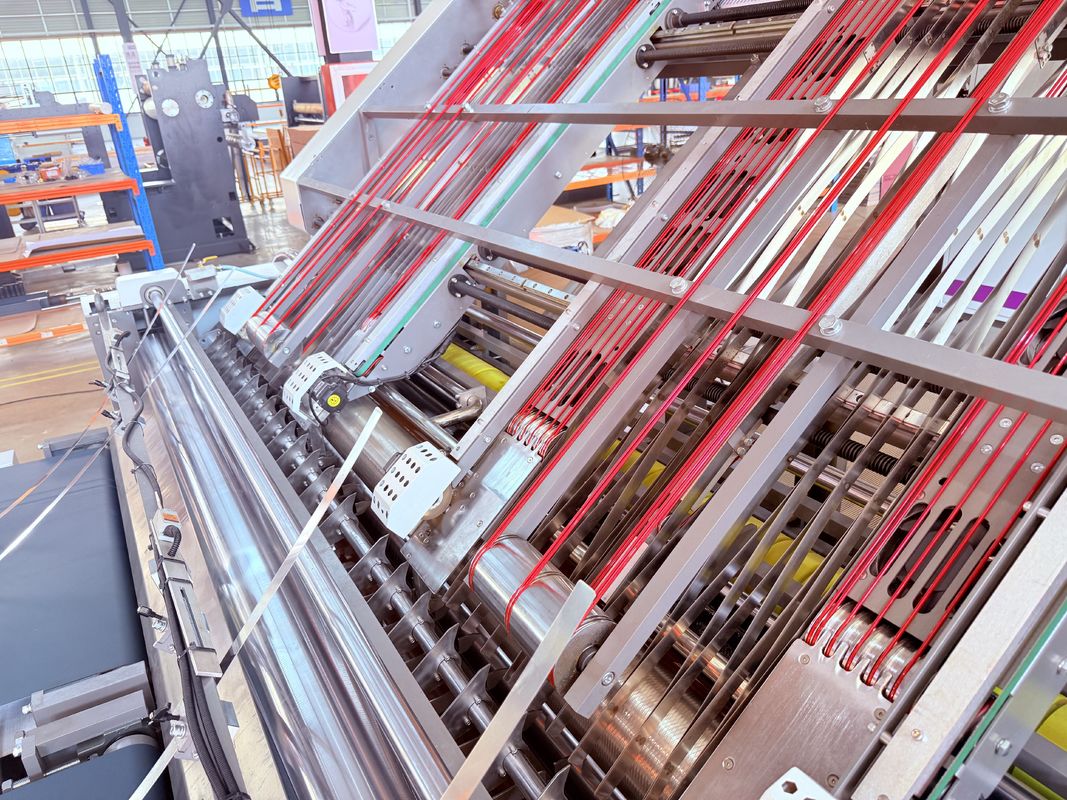 원격 시스템 옵션 플루트 접착기 자동 플루트 라미네이터 골판지 조립 자동 제어 제공