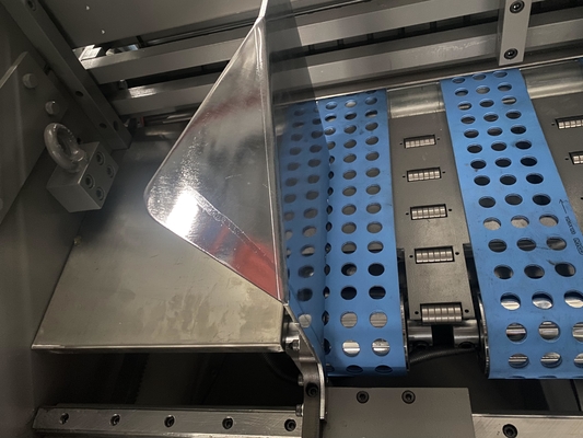 7개의 층은 고속 플루트 라미네이터 150m/Min DX-1450을 물결 모양으로 만듭니다